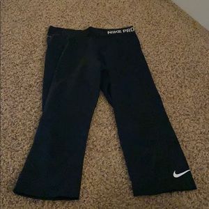 Nike Pro Dri Fit Capri Leggings